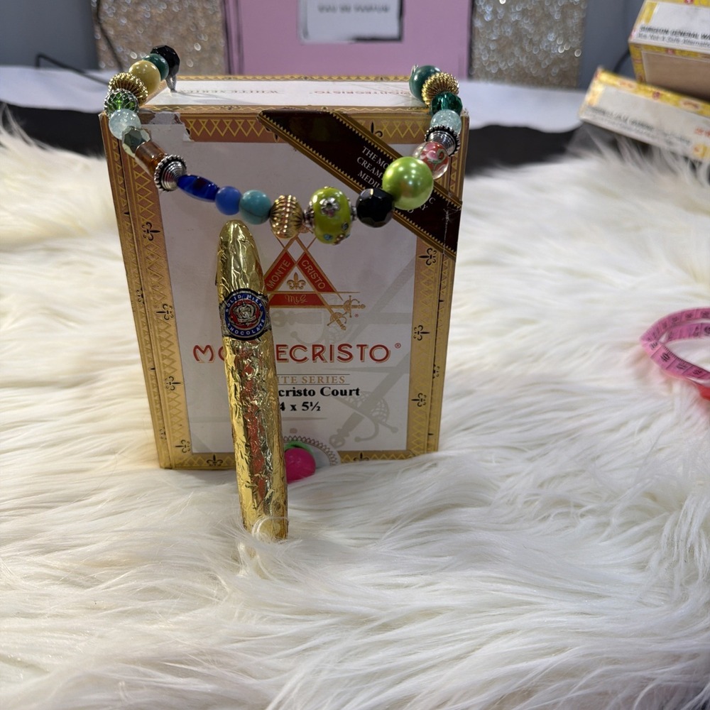 Hand-made Purses From upcycled Cigar Boxes Super Cool Beaded Handle 1/kind‎ Gift